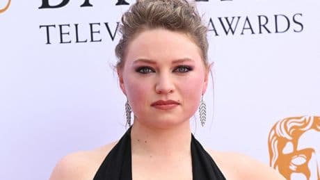 Qui est Mia Threapleton, la fille de Kate Winslet qui va monter les marches du Festival de Cannes ?