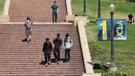 Trump congela 339 milioni $ di fondi all’Università della  California per antisemitismo