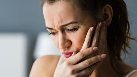 Sign on your lips that could mean you're '80% more likely to get dementia'