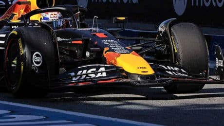 Max Verstappen compleet weggevaagd door McLaren tijdens laatste training in Barcelona