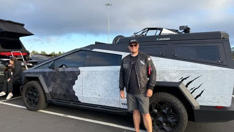 Tesla fans want in on the latest exclusive club: Robotaxi access