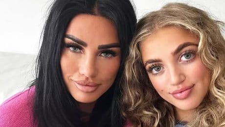 Katie Price accused of 'last act of desperation' hours before Princess Andre's show