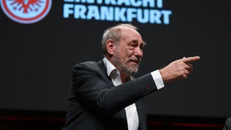 Eintrachts Ehrenpräsident - Prostatakrebs! Fischer enthüllt schwere Erkrankung