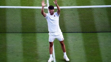 Alcaraz y el milagro de Wimbledon del tenista que viene de España, el país sin pistas de hierba