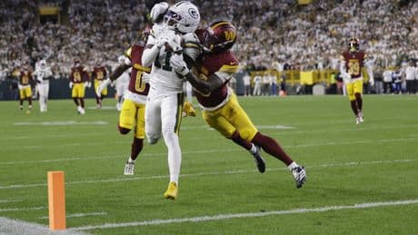 Jayden Reed exits early with shoulder injury in Packers worry