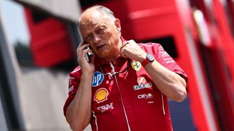Ferrari no asegura el futuro de Vasseur: "Estamos discutiendo"