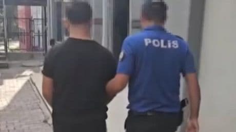 Genç kıza yumruk atıp bayıltan taksici gözaltına alındı