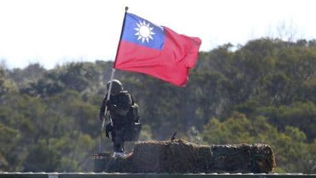 Missili ipersonici, droni killer, Marines: ecco il gioco da tavolo che simula la guerra a Taiwan