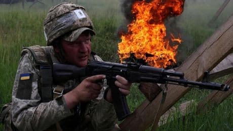 Trump advierte a Putin de que «está jugando con fuego»