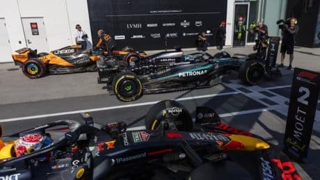 La primera fila más explosiva de la temporada: Russell contra Verstappen