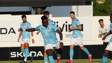 1-2: El Castellón amarga el estreno veraniego del Valencia