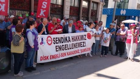 DİSK Emekli-Sen Karadeniz Şubeleri Samsun’da buluştu |  "Bu iktidar kendi yarattığı krizin faturasını bize ödetmeye çalışıyor"