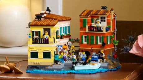 Lego omaggia la riviera ligure: ecco il set con il borgo di pescatori (e le trofie al pesto)