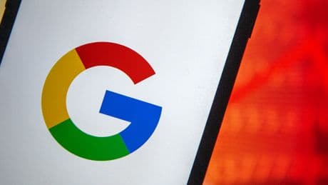 Dünyaca ünlü arama motoru Google çöktü!