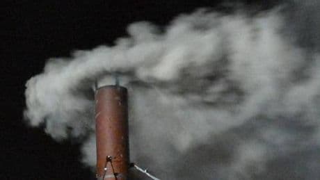 Conclave, perché in passato c'era anche la fumata gialla