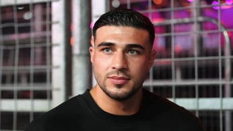 Tommy Fury wins on boxing comeback and calls out Jake Paul