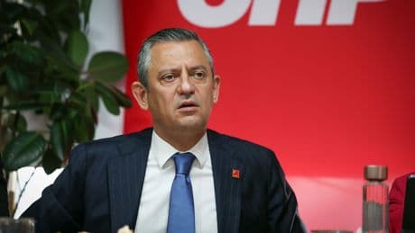 CHP Genel Başkanı Özel: Gençler bizden biz gençlerden razıyız