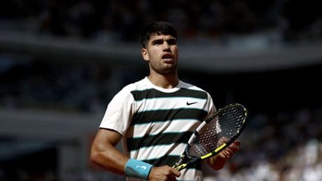 La honestidad brutal de Alcaraz para meterse en cuartos de Roland Garros (con mucho show)