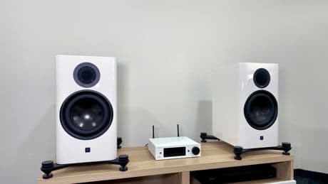 Nubert nuZeo 4 & nuXinema preAV im Test: Die perfekte Stereo-Anlage