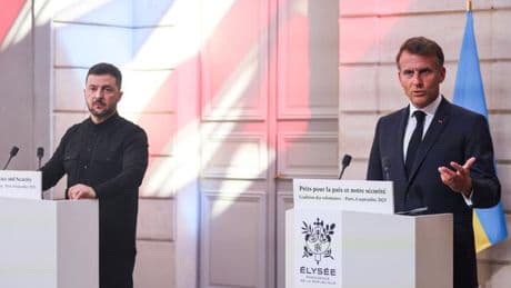 Macron annonce des garanties de sécurité pour Kiev : « Partie de poker menteur ou réelles avancées ? »