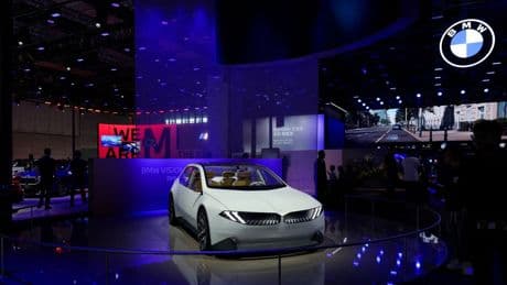 Bmw: utili in calo (-26,4%), elettriche in crescita. Stime confermate