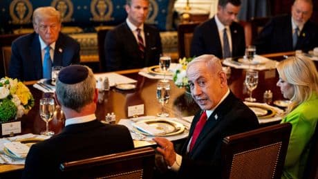 Evacuatie bevolking Gaza opeens weer vol in de schijnwerpers door Trump en Netanyahu: komt omstreden ’Rivièra van Midden-Oosten’ er toch?