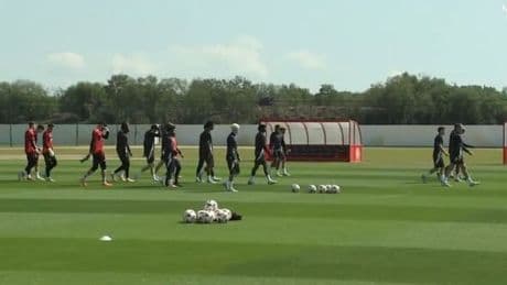 Joshua Zirkzee back in training as Man Utd get triple injury boost on eve of Tottenham tie