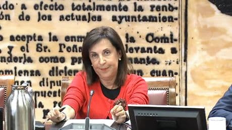Robles acusa a Feijóo de obligar a sus CCAA a pedir unos medios &quot;increíbles&quot; contra el fuego que luego no se han usado