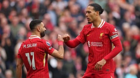 Ni Salah, ni Van Dijk se mueven de Anfield después de tanto ruido