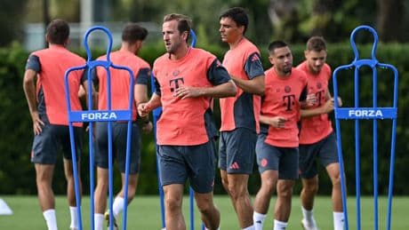 Wechsel kurz vor Abschluss - Bayern-Star fehlt schon im Testspiel-Kader!
