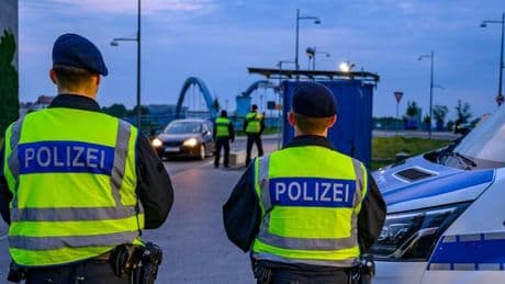 Strafanzeige gegen unbekannte Schleuser – Polizeigewerkschaft erwähnt dabei mehrmals NGO Pro Asyl