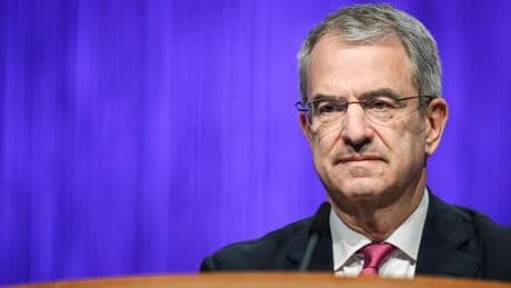 Nestlé annonce le licenciement de son directeur général, Laurent Freixe, pour cause de relation « avec une subordonnée directe »