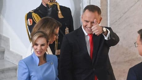 Polens neuer Präsident Karol Nawrocki vereidigt