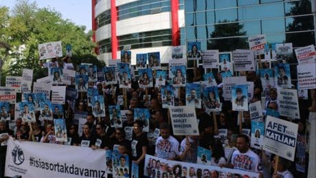 Depremde 72 kişinin hayatını kaybettiği Grand İsias Otel davası: Kamu görevlileri yarın hakim karşısına çıkacak