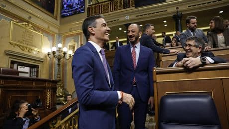 Europa investiga por qué Sánchez bloquea la reforma electoral de la UE que perjudica a Junts o el PNV