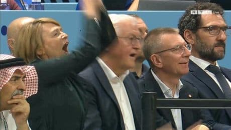 Basketballer sind Europameister - Die Krönung unserer RIESEN – und auch die First Lady feiert mit!
