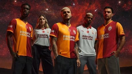 Galatasaray ve Puma 2025/26 futbol sezonunu 5 yıldızlı yeni formalarla karşılıyor