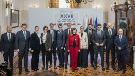 Las CCAA del PP exigen hablar de energía o infraestructuras en la Conferencia de Presidentes tras el apagón