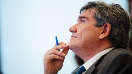 El Gobierno sube el crecimiento de la economía al 2,7% en 2025 pese a que el BdE avisa de un parón y menos empleo
