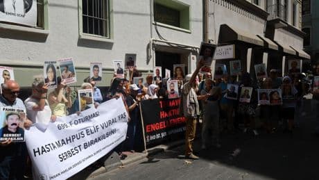 Ağır hasta mahpuslar için çağrı: Elif Vural Yaş, Arzu Cansever tahliye edilsin