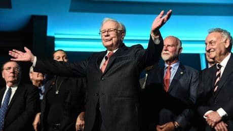 Pope Francis And Warren Buffett Prove Senior Leadership’s Impact