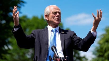 Peter Navarro, el lugarteniente comercial de Trump detrás de la guerra arancelaria: "EEUU está muriendo por culpa de China"