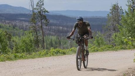 Sofiane Sehili, cycliste d’endurance français, se trouve en détention provisoire en Russie