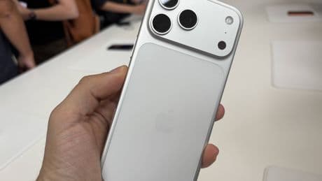 Why does Apple think three lenses are eight lenses?