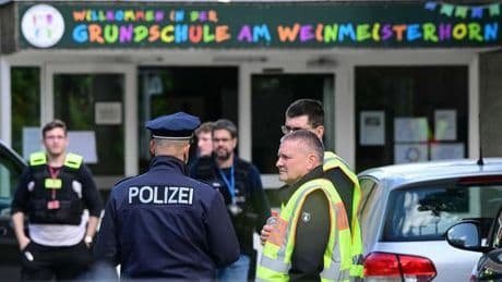 Gewalt: Polizei will 13-Jährigen wegen Messerangriff an Schule vernehmen
