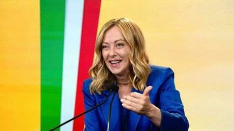 Investimenti, l?Italia piace alle imprese: aumento del 5% nel 2024. Meloni: «Il Paese è attrattivo»