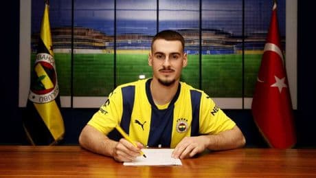 Fenerbahçe Ognjen Mimovic'in lisansını çıkardı!