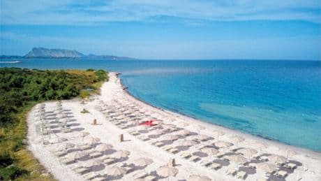 48 ore a San Teodoro: una fuga rigenerante tra mare, storia e leggenda
