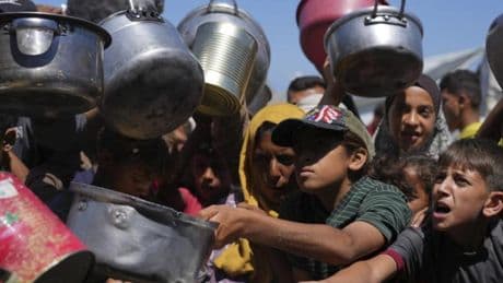 La oenegé encargada del reparto de ayuda en Gaza paraliza hoy su actividad
