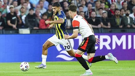 Gol ofsayda takıldı! Maçta kritik pozisyon